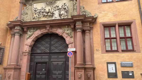Alte Universität Banner