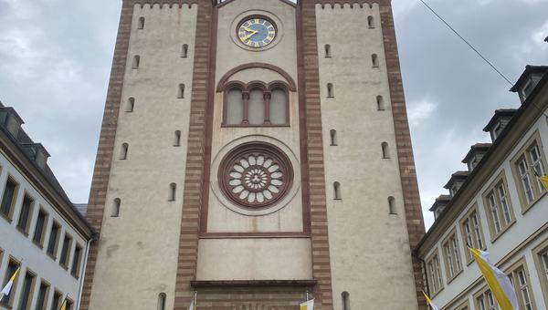 Kiliansdom Haupteingang