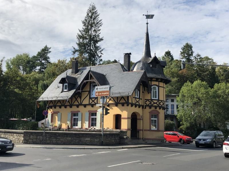 Schlösschen am Anfang des Steinbachtals